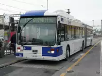 TL - VanHool Bus Nr.548 VD 1528 unterwegs auf der Linie 17 in Renens am 19.12.2009