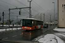 Auto AG Uri, Schattdorf, Nr. 58 (UR 9'348, Setra 415NF, 2007) am 2.1.2009 unterwegs beim Hauptplatz in Flelen.
