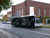 Mercedes-Benz O 530 LE  (Citaro) auf der Linie 1 nach Bahnhof an der Haltestelle Neumarkt.