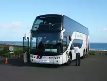 Scania steht auf einem Parkplatz auf Lanzarote im Januar 2010