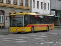 Mercedes Citaro der BLT mit der Betriebsnummer 71 h�lt an der Endhaltestelle der Linie 37. Die Aufnahme entstand am 22.12.2009.