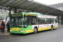 STO 586 (OB ST 9586) mit Werbung f�r Wollberg.
Aufgenommen am HBF Oberhausen,28.12.2009.