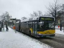 Solaris Urbino auf der Linie M45 nach Spandau Johannisstift am S+U Bahnhof Zoologischer Garten.