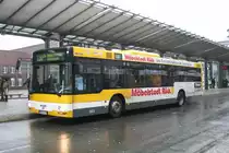 MVH 053 (MH VG 153) am HBF Oberhausen,28.12.2009.