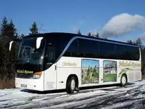 Setra 415 HD der Firma Michel-Reisen mit typischen Werbebildern der 
Oberlau�itz bei Bad Kissingen am 03.11.2006