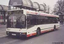 Volvo B 10 L Linienbus Rhein-Bus GmbH, D�sseldorf
Seit 1996 bev�lkerten einige Volvo B 10 L die Landeshauptstadt. Die im Rhein-Ruhr-Raum einmaligen, in �sterreich bei der Volvo-Toch-
ter Steyr-Bus gebauten Wagen geh�rten der Rhein-Bus, einem Gemeinschaftsunternehmen von Rheinbahn und der Aachener Firma Taeter