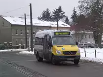 Mercedes-Benz Sprinter auf der Linie 168 nach Rauchfangswerder Mo�kopfring an der Haltestelle Alt-Schm�ckwitz.
