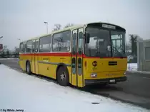PU Obrist Nr. 3 ''M�nchwilen AG'' (Saurer RH 580-25) am 15.1.2010 beim Elektrizit�swerk Laufenburg. An diesem Tag war ein sonst normalerweise eingesetzter MAN auf Extrafahrt. Als Reserve kam dieser Saurer zum Einsatz, der die historischen Postauto Zeiten aufleben liess.