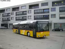 PU Erne, AG 15165 ''Leugern'' (MAN A20) am 15.1.2010 beim Bhf. Laufenburg, MAN wie dieser, mit einfl�geliger T�r vorne und Klimaanlage wurden nicht all zu viele an Postauto gelifert.