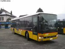 Postauto Nr. 11 ''Frick'' (Regie Frick) am 15.1.10 beim Bhf. Frick. Dieser Setra wird �ber den B�zberg nach Brugg fahren, �hnlich wie am Gotthard wurde der Regionalverkehr zugunsten einer Postautolinie, die mehrere Ortschaften verbindet und mitten durch die D�rfer f�hrt, aufgehoben.