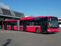 Zu Gast in Basel, Fabrickneuer Mercedes Citaro von Bernmobil mit der Bertiebsnummer 842 auf dem Hof der Garage Rankstrasse. Die Aufnahme stammt vom 03.01.2010.