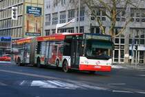 BOGE 0163 (BO GE 114) mit Werbung f�r die Feuerwehr Bochum.
Aufgenommen am HBF Bochum,2.1.2010.