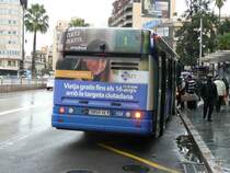 07.01.10,IVECO der EMT Nr.132 als Linie 1 auf der Av. Alexandre Rossello in Palma de Mallorca.