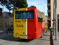 13.01.10,MAN Irizar der tib Nr.75 als �berlandbus am Bahnhof Art� auf Mallorca.