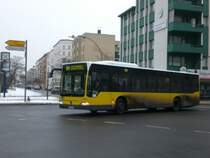 Mercedes-Benz O 530 II (Citaro Facelift) auf der Linie 204 nach S+U Bahnhof Zoologischer Garten an der Haltestelle Sch�neberg Goebensstra�e.