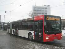 Noch sehr neu ist dieser MAN Lion&acute;s City GL der BSAG, er tr�gt die Wagennummer 4581 und bedient die Linie 25 vom Nu�horn bis zum Weidedamm. An diesen Bussen habe ich nichts auszusetzen. Sie sind bequem, leise und sch�n gro�. 