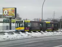Solaris Urbino auf der Linie TXL nach S+U Bahnhof Alexanderplatz am S-Bahnhof Beusselstra�e.