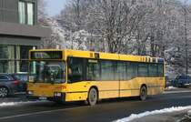 EVAG 3264 (E VG 3264) im Messe Sonderverkehr mit der Gelben Linie.
Aufgenommen an der Grugahalle am 26.1.2010.