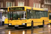 EVAG 3266 (E VG 3266) mit der Linie 154.
Aufgenommen am HBF Essen,28.1.2010.