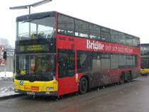 MAN Lion's City DD (Doppelstock) auf der Linie 100 nach S+U Bahnhof Alexanderplatz an der Haltestelle Hertzallee.