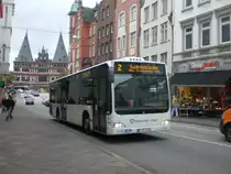 Mercedes-Benz O 530 II (Citaro Facelift) auf der Linie 2 nach Sudetenstra�e an der Haltestelle Holstentorplatz.