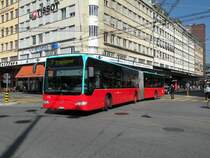 Mercedes Citaro mit der Betriebsnummer 154 fhrt am Bahnhof Biel ein. die Aufnahme stammt vom 29.09.2009.