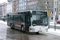 Hoffmann Reisen (EN MH 6698) f�hrt im Auftrag des BVR die Linie 591.
Aufgenommen am HBF Hagen,31.1.2010.