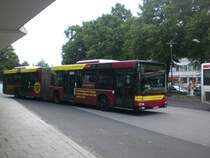 MAN Niederflurbus 2. Generation auf der Linie 9 am U-Bahnhof Wandsbek Markt.