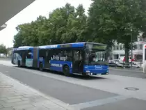 MAN Niederflurbus 2. Generation auf der Linie 10 am U-Bahnhof Wandsbek Markt.