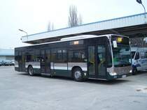 Der zweite  Citaro II solo ist ein Dreit�riger. Hier am 04/01/2010.