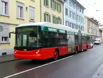 VB Biel - Hess-Swisstrolleybus BGT-N2C Nr.54 unterwegs auf der Linie 1 in der Stadt Biel am 29.01.2010