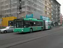 MAN Bus mit der Betriebsnummer 755 f�hrt Richtung Schiffl�nde auf der Linie 34. Die Aufnahme stammt vom 17.02.2010.