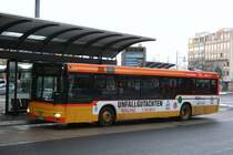 KVS (KO RY 160) mit Werbung fr den TV Koblenz.
Hier am HBF Koblenz,12.2.2010.