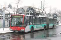 Rheinbahn 6837 (D IL 6837) mit Werbung fr FOM.
Aufgenommen an der Vennhauser Allee,13.2.2010.