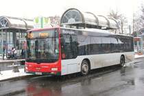 Rheinbahn 7515 (D NM 7515) an der Vennhauser Allee,23.2.2010.