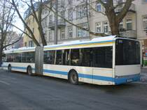 Solaris Urbino auf der Linie 10 nach Damaschkeweg an der Haltestelle Stadtzentrum.