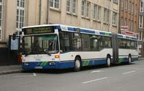 NIAG 3614 (WES A 3614) mit der Linie 911 nach Duisburg Ruhrort.
Aufgenommen auf der Augustastr. am 20.2.2010