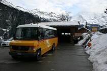 PU Schmocker, Stechelberg, BE 462'582 (MB/UNVI O818D, 2006) am 24.2.2010. Der Wagen wurde ursprnglich durch die Regie Bern fr die Linie Niederscherli - Oberbalm beschafft und luft seit Sommer 09 in Lauterbrunnen. 