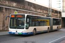 NIAG 3627 (WES O 3627) mit dem SB10 am HBF Osteingang,20.2.2010.