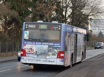 Wagen0602 der Mbus auf der Linie 020 an der Haltestelle Kruchenstrae/Ahrener Feld. Am 2.3.2010