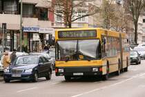 EVAG 3816 (E YX 644) in Essen Steele mit der Linie 184 am 25.2.2010.