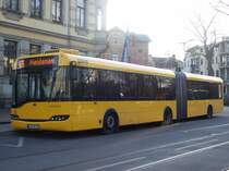 Solaris Urbino 18 der Dresdner Verkehrsbetriebe, in Dresden, am Schillerplatz, am 25.2.2010