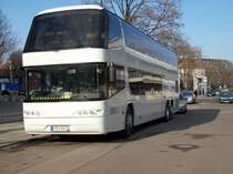 BEX - Neoplan - B EX 8111 in Dresden, am Hbf, Bayrische Strae, am 3.2.2010. Auf der BerlinLinienBus -- Berlin - Dresden.