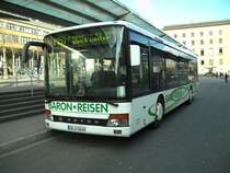 Ein Setra-Bus der Firma Baron Reisen am Hauptbahnhof in Saarbrcken. Die Aufnahme des Fotos war am 05.03.2010.