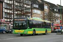 STO 664 (OB ST 9644) am Bf Borbeck mit der Linie 143.
26.2.2010