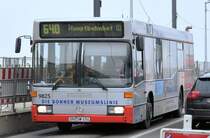 Mercedes O-405 N der SWB, Linie 640, auf der Kennedybrcke in Bonn - 17.02.2010