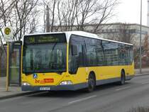 Mercedes-Benz O 530 I (Citaro) auf der Linie 194 nach Marzahn Helene-Weigel-Platz am S-Bahnhof Springpfuhl.