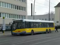 Solaris Urbino auf der Linie 256 nach Siedlung Wartenberg am Betriebshof Lichtenberg.