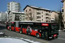 Hier ist der neue Werbebus Nr. 160 auch noch von vorne zu sehen. Man beachte auch, dass das Sofa �bers Gelenk geht. (13. M�rz 2010)