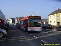 LEV-WU 157 am 11.3.2010 auf der Kempener Strae

Es ist ein Mercedes O530G II der KWS mit Vollwerbung fr die Rathaus-Galerie Leverkusen